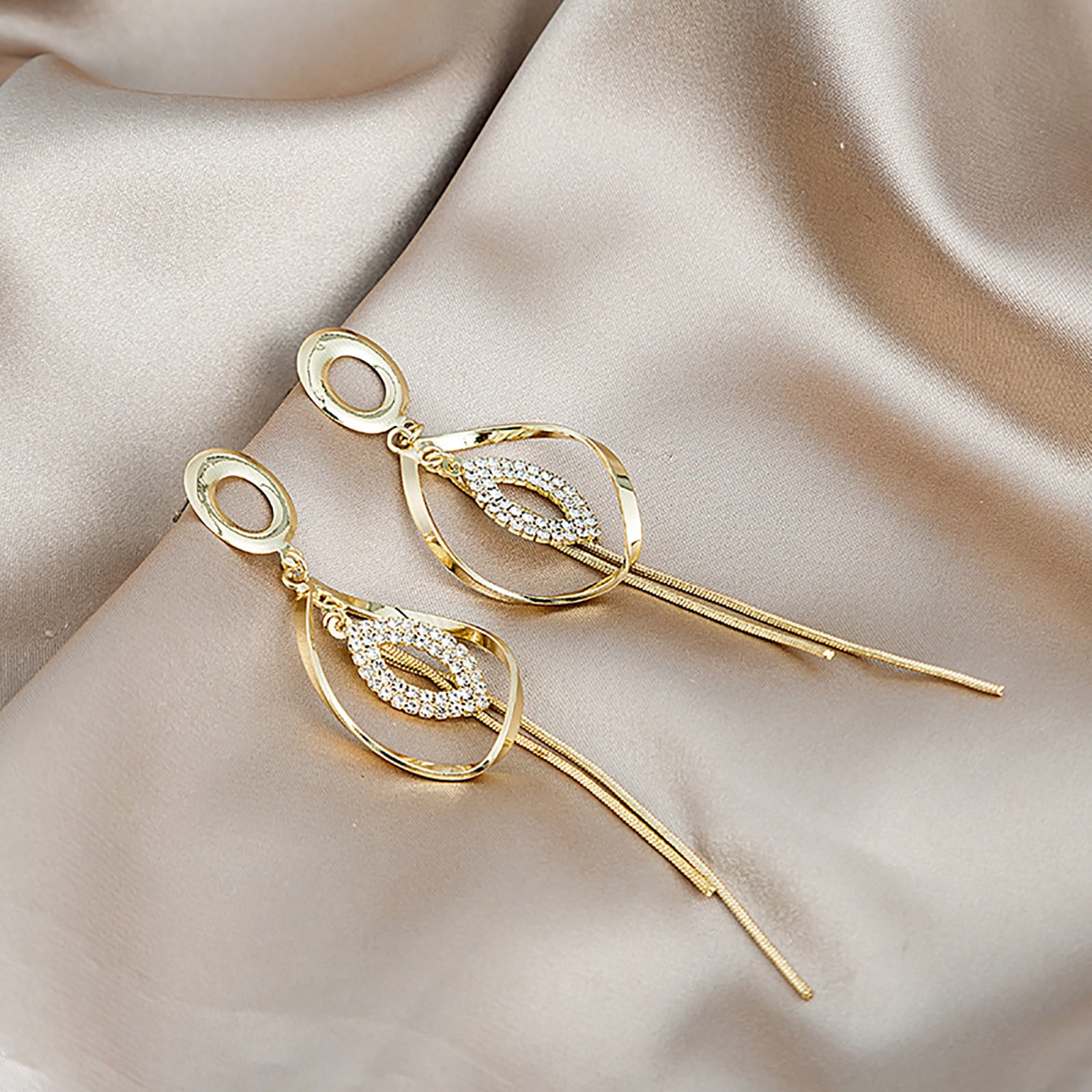 Simple Gold Earrings Designs 2023 | छोटी ईयररिंग की लेटेस्ट डिजाइन